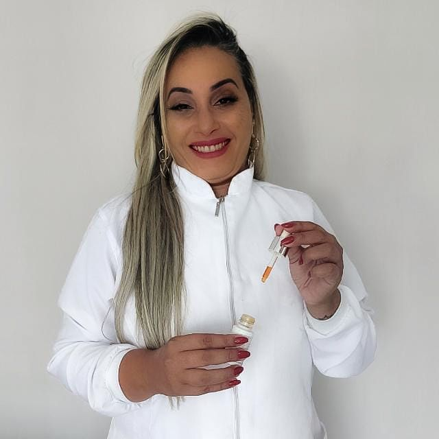 Dra. Renata Martins